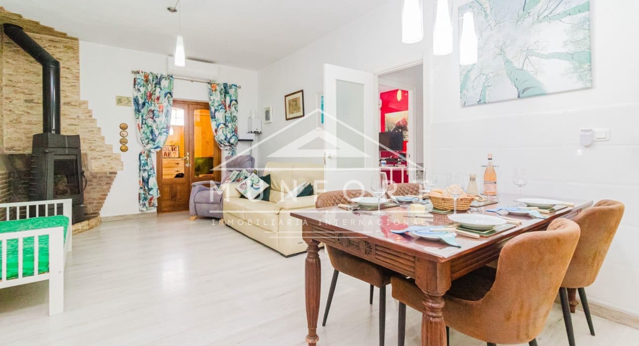 6 bedroom Villa for sale in Gea y Truyols with pool - € 599,900 (Ref: 9436319)