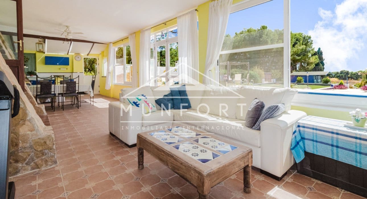 6 bedroom Villa for sale in Gea y Truyols with pool - € 599,900 (Ref: 9436319)