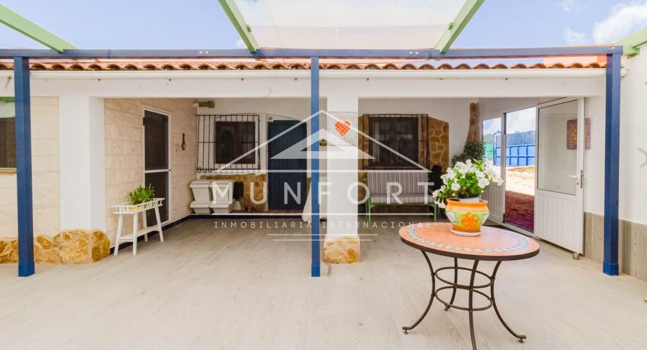 6 bedroom Villa for sale in Gea y Truyols with pool - € 599,900 (Ref: 9436319)