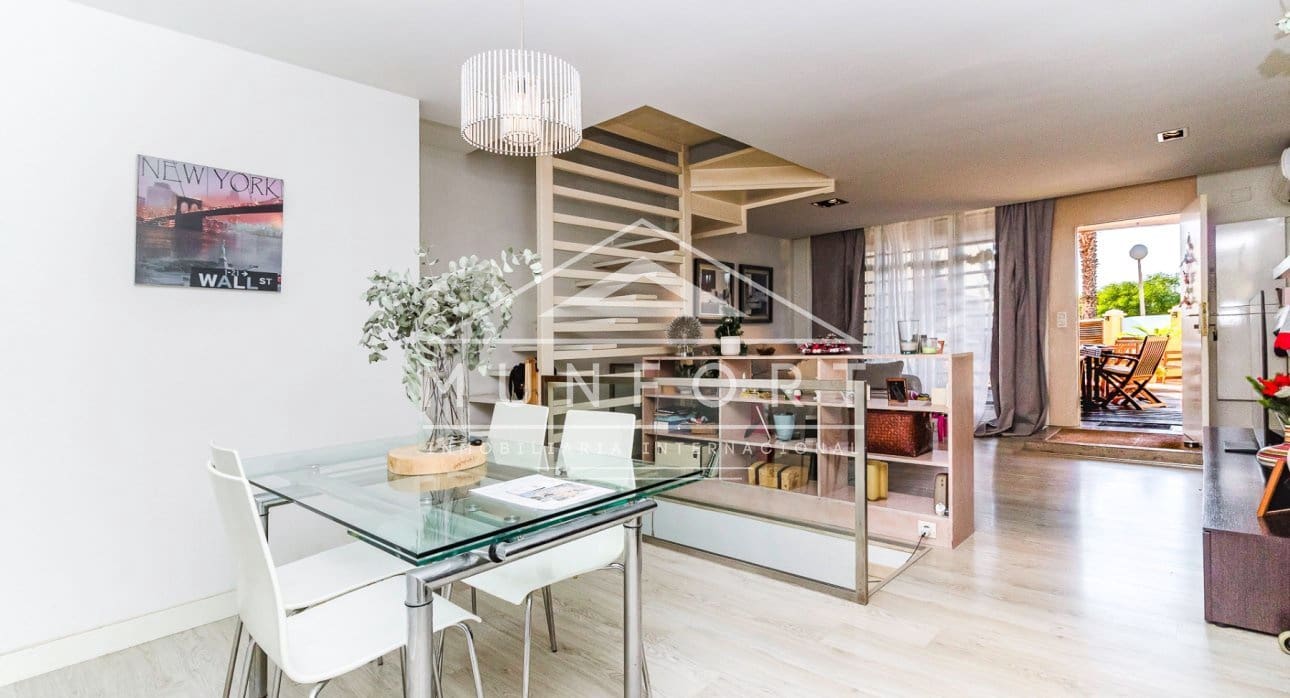 4 sypialnia Willa na sprzedaż w Torrevieja - 449 900 € (Ref: 9437931)