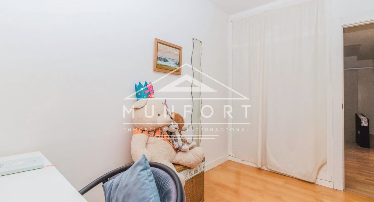 4 sypialnia Willa na sprzedaż w Torrevieja - 449 900 € (Ref: 9437931)