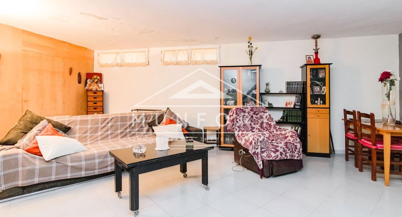 4 sypialnia Willa na sprzedaż w Torrevieja - 449 900 € (Ref: 9437931)