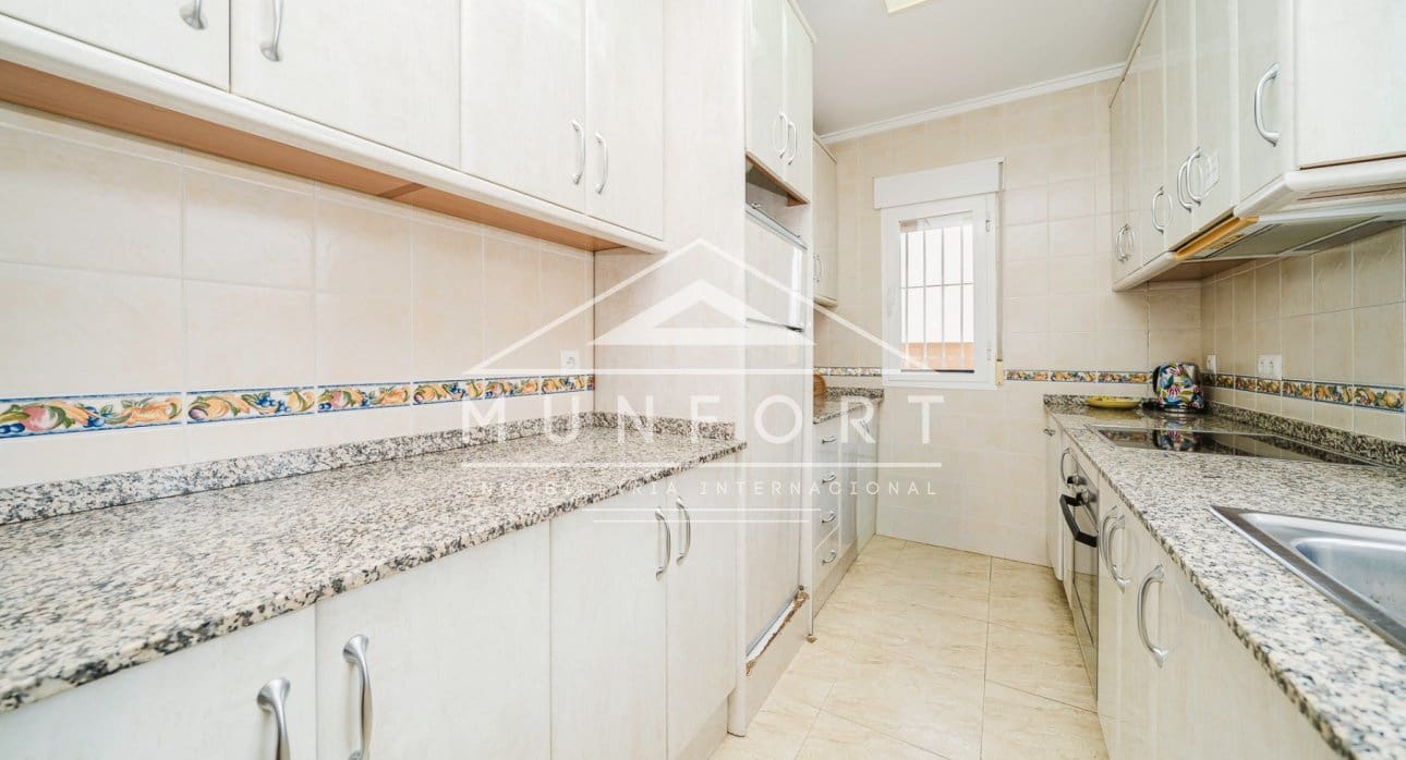 4 sypialnia Willa na sprzedaż w Los Urrutias z basenem - 259 900 € (Ref: 9438722)