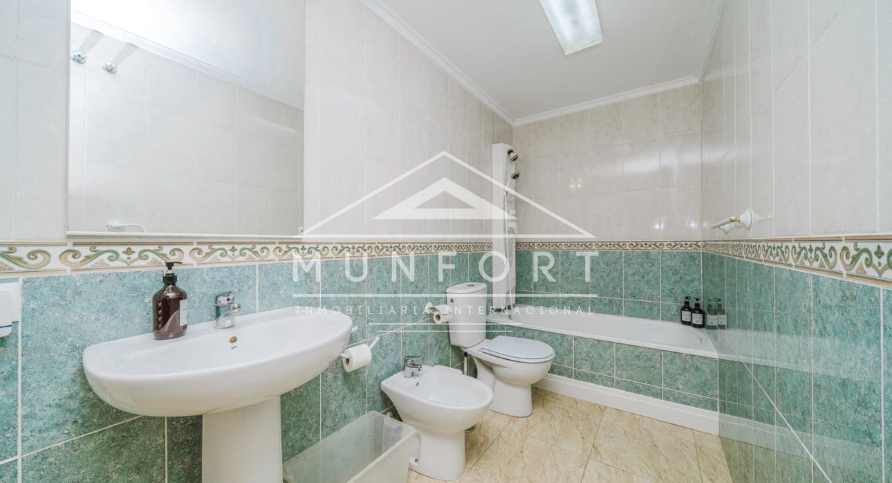 4 sypialnia Willa na sprzedaż w Los Urrutias z basenem - 259 900 € (Ref: 9438722)