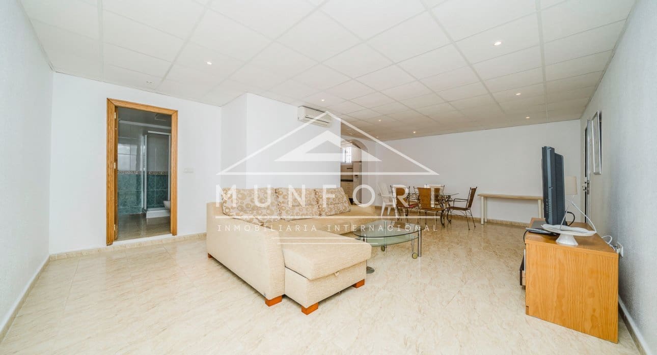 4 sypialnia Willa na sprzedaż w Los Urrutias z basenem - 259 900 € (Ref: 9438722)