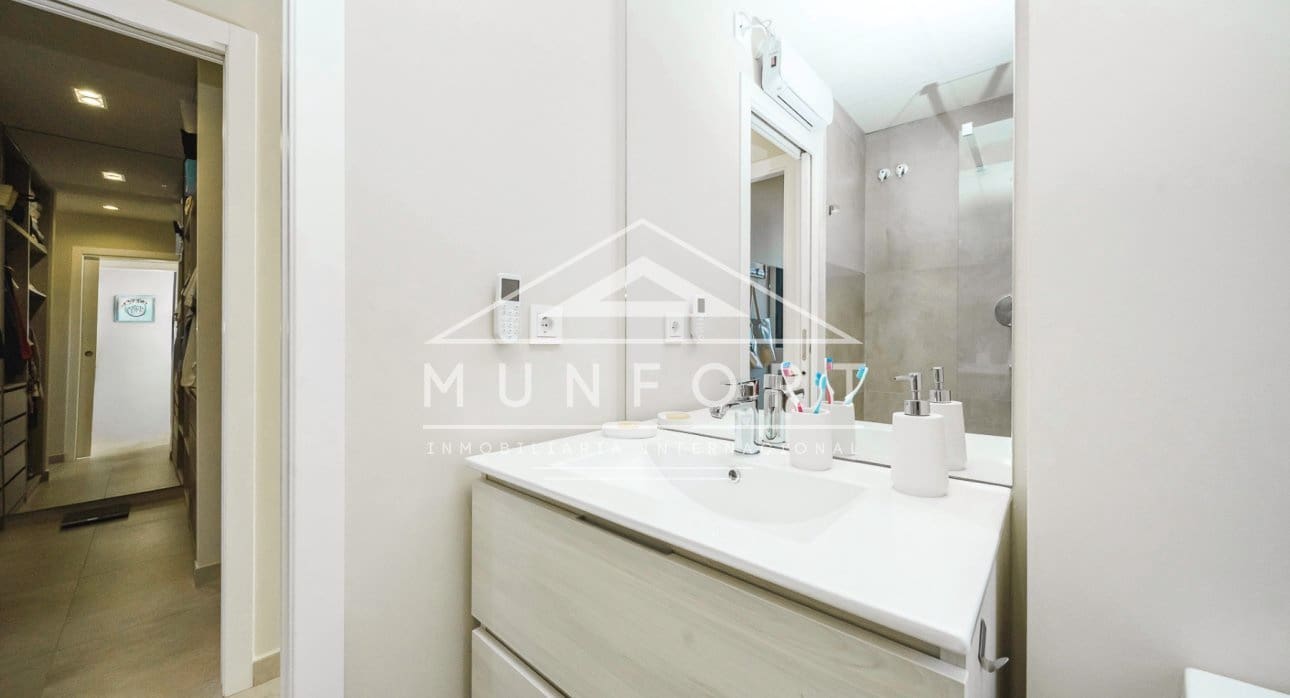 2 soverom Penthouse til salgs i Estrella de Mar med svømmebasseng - € 289 000 (Ref: 9444781)