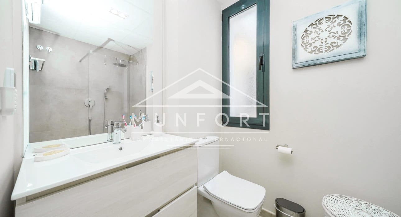 2 soverom Penthouse til salgs i Estrella de Mar med svømmebasseng - € 289 000 (Ref: 9444781)