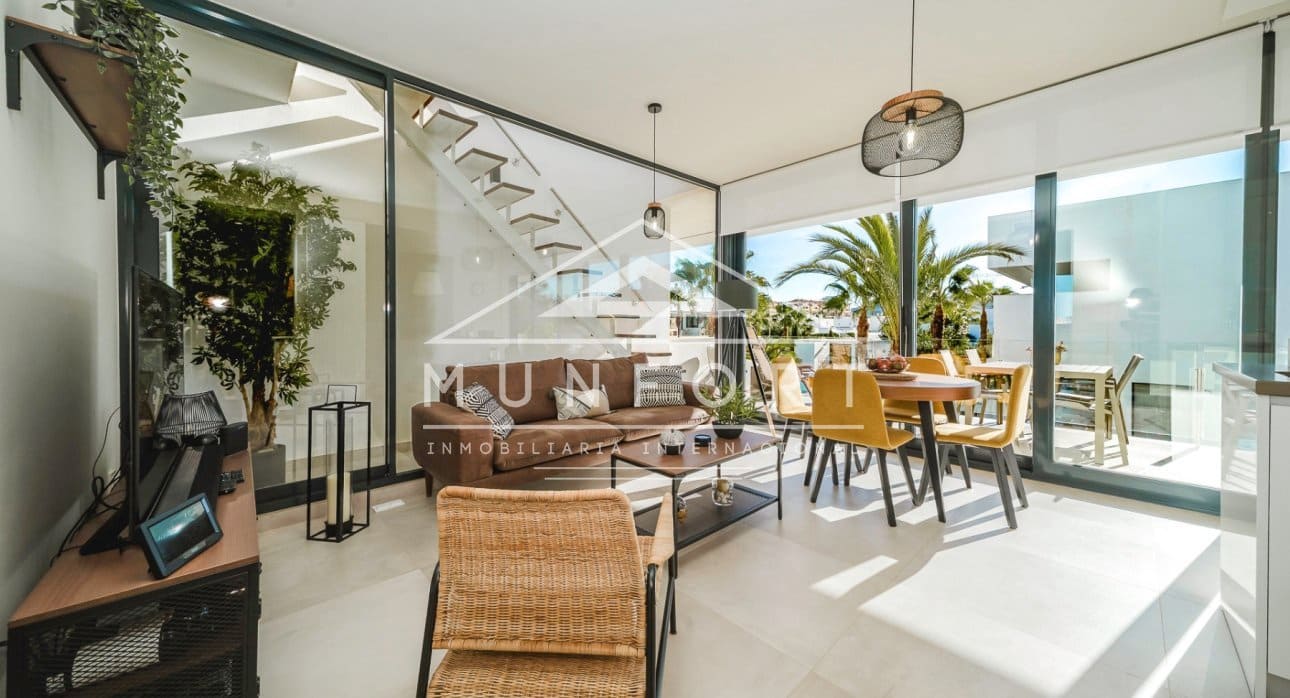 2 soverom Penthouse til salgs i Estrella de Mar med svømmebasseng - € 289 000 (Ref: 9444781)