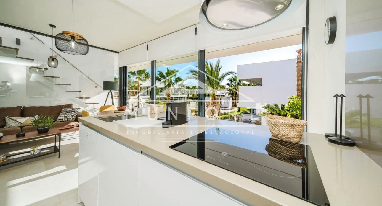 2 soverom Penthouse til salgs i Estrella de Mar med svømmebasseng - € 289 000 (Ref: 9444781)