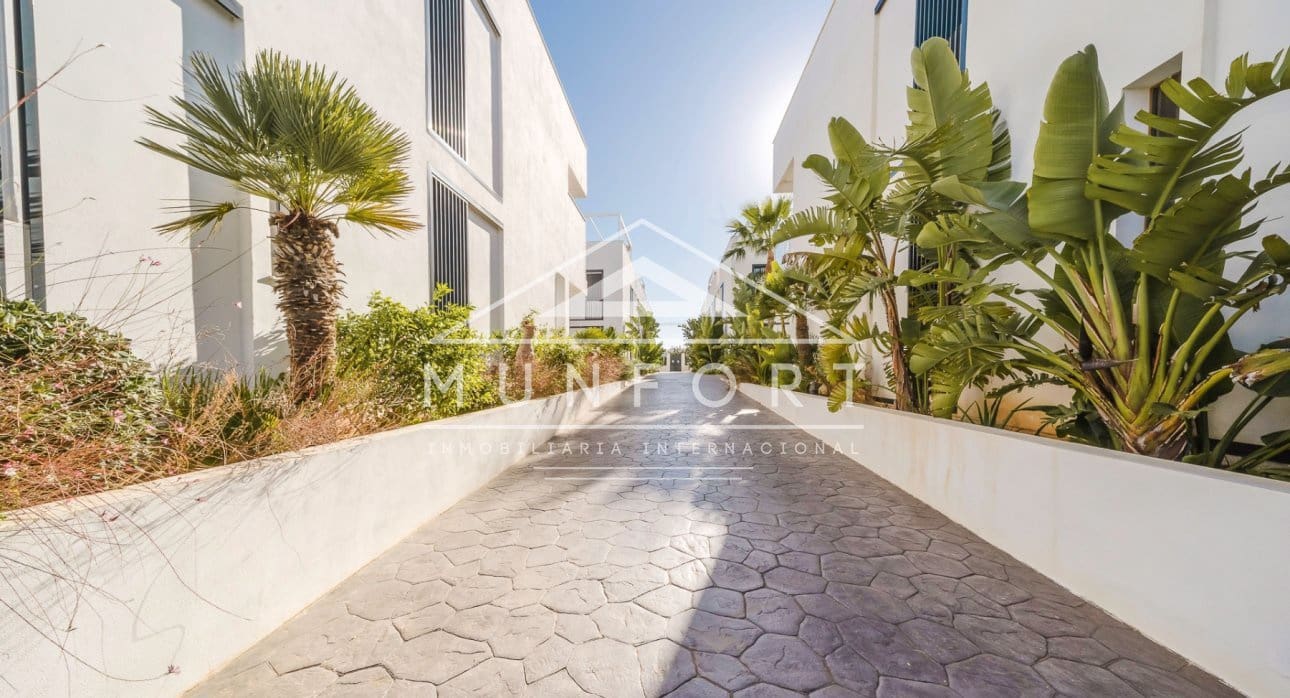 2 soverom Leilighet til salgs i Estrella de Mar med svømmebasseng - € 289 000 (Ref: 9444782)