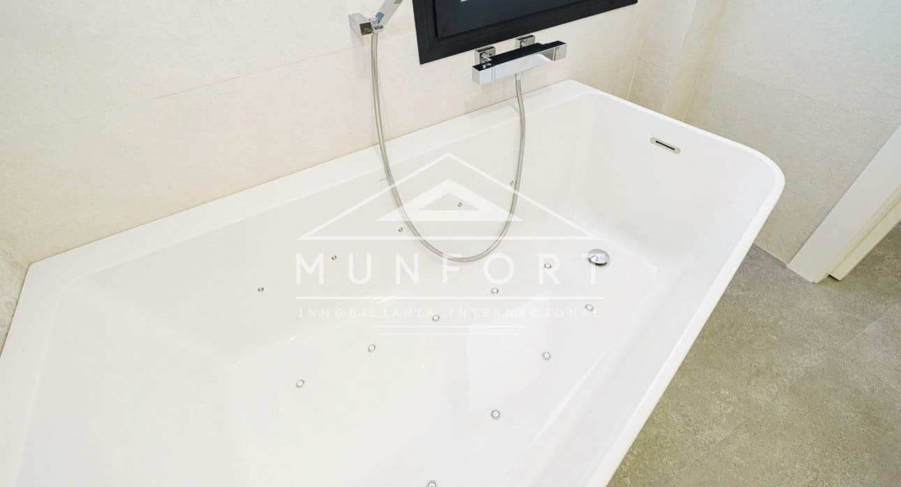 5 sypialnia Willa na sprzedaż w Los Cuarteros z basenem - 1 300 000 € (Ref: 9444783)