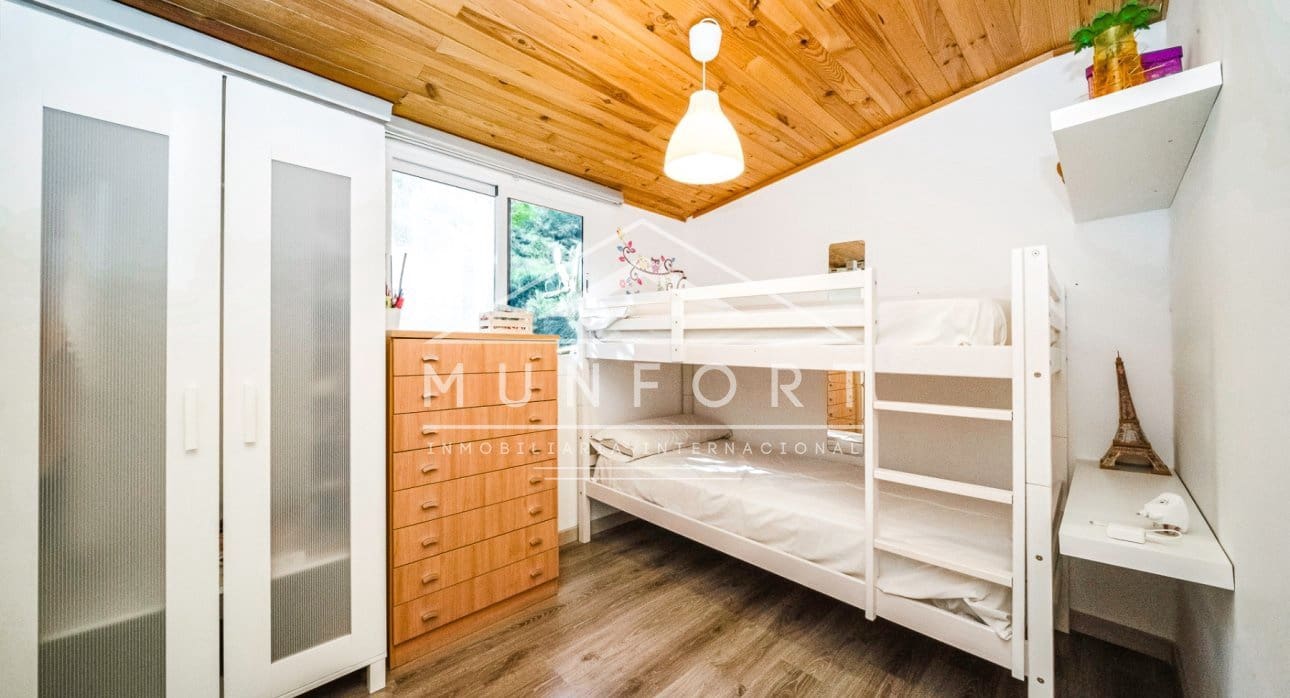 Villa til salg i Gea y Truyols med swimmingpool - € 165.000 (Ref: 9450932)