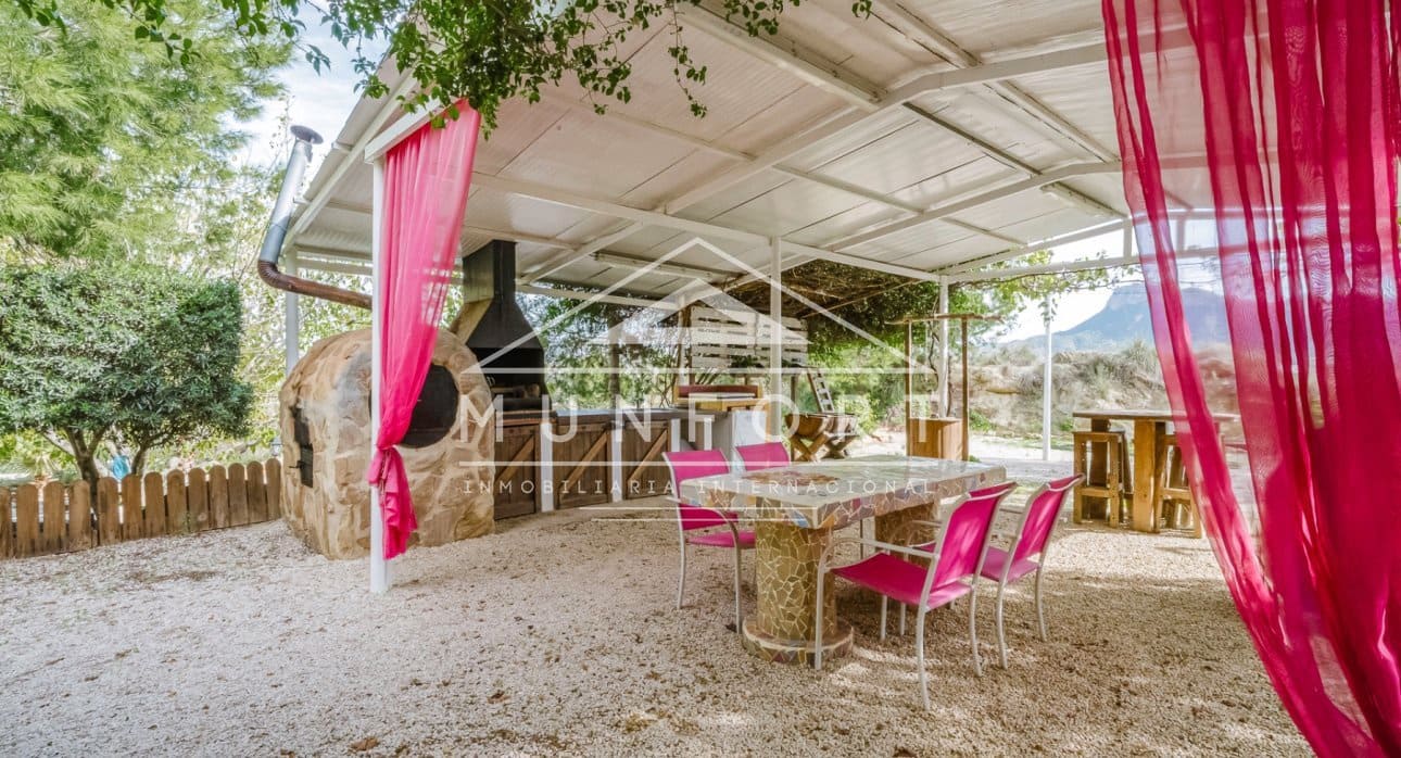 Villa til salg i Gea y Truyols med swimmingpool - € 165.000 (Ref: 9450932)