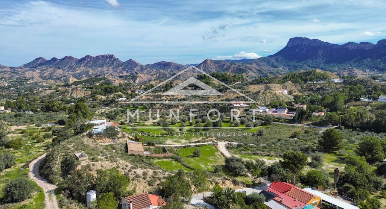 Villa til salg i Gea y Truyols med swimmingpool - € 165.000 (Ref: 9450932)