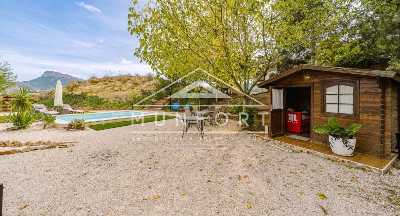 Villa til salg i Gea y Truyols med swimmingpool - € 165.000 (Ref: 9450932)