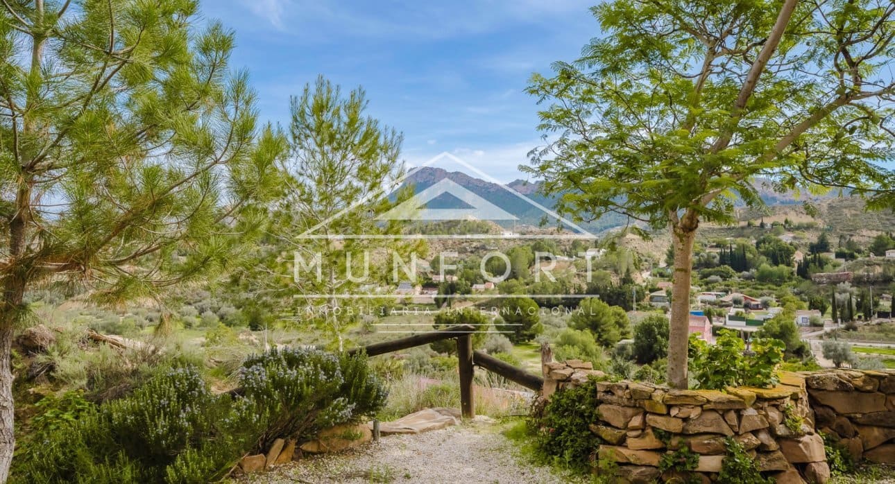 Villa til salg i Gea y Truyols med swimmingpool - € 165.000 (Ref: 9450932)