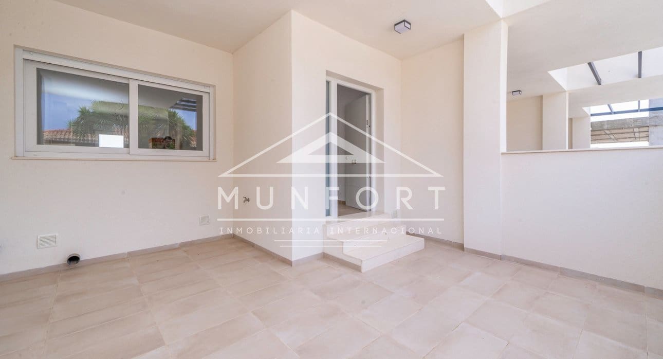 3 Zimmer Villa zu verkaufen in Pilar de la Horadada mit Pool - 265.000 € (Ref: 9450933)