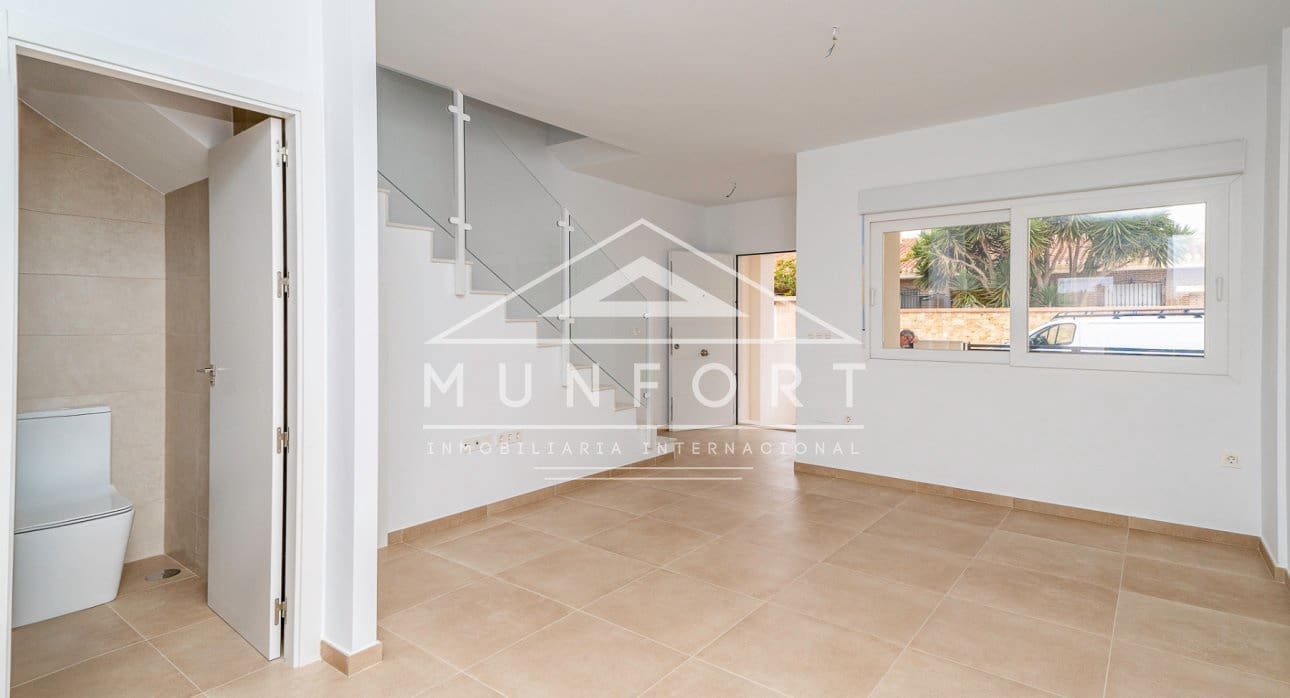 3 Zimmer Villa zu verkaufen in Pilar de la Horadada mit Pool - 265.000 € (Ref: 9450933)