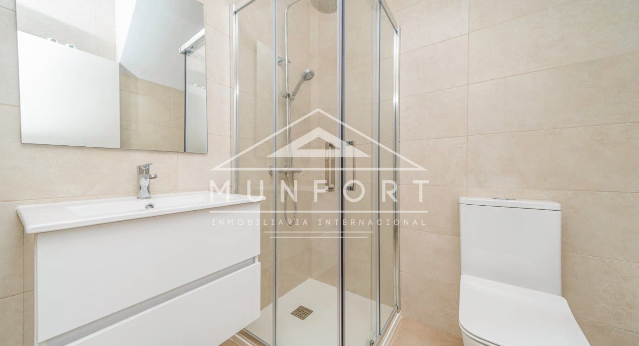 3 Zimmer Villa zu verkaufen in Pilar de la Horadada mit Pool - 265.000 € (Ref: 9450933)