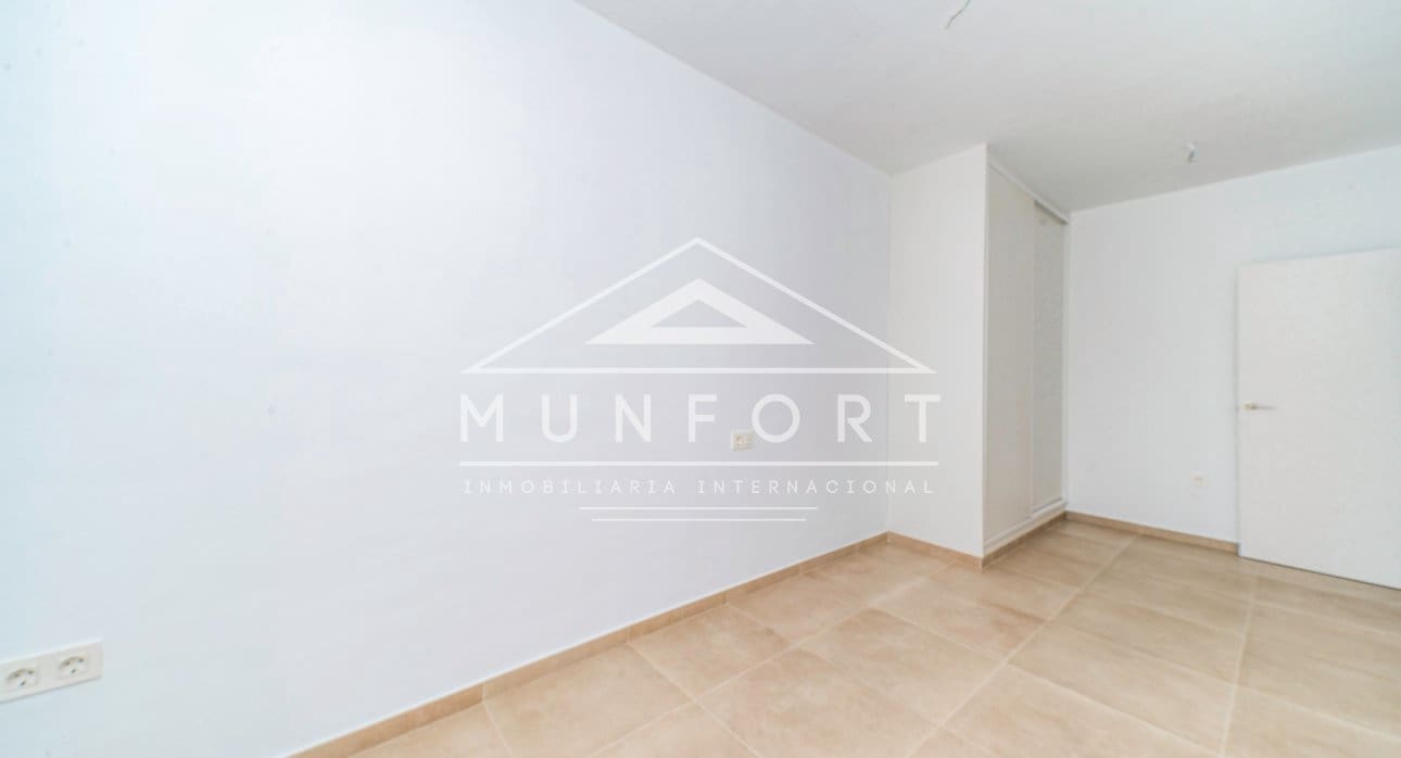 3 Zimmer Villa zu verkaufen in Pilar de la Horadada mit Pool - 265.000 € (Ref: 9450933)