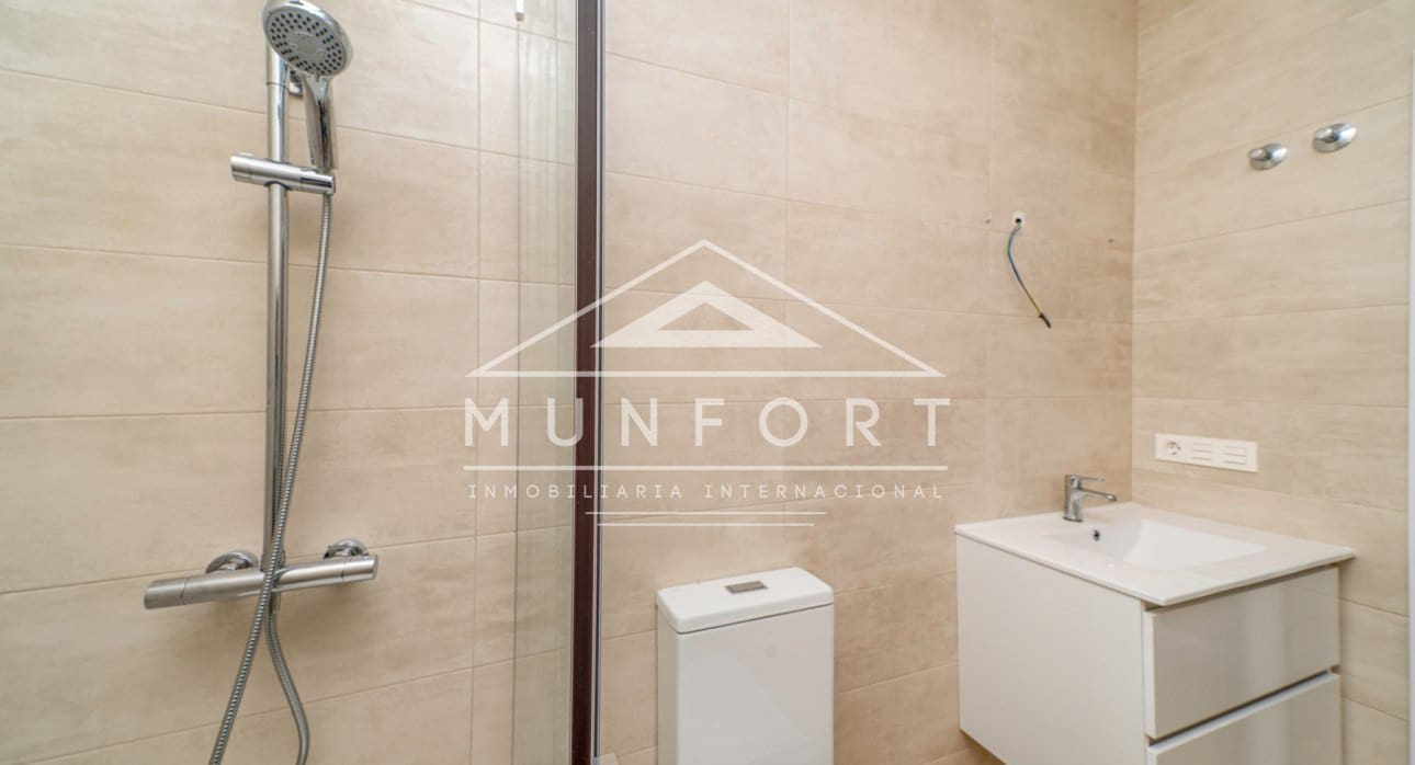 3 Zimmer Villa zu verkaufen in Pilar de la Horadada mit Pool - 265.000 € (Ref: 9450933)