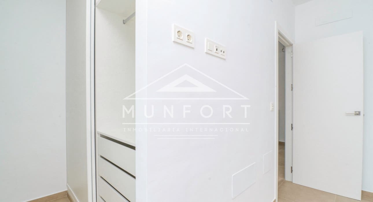 3 Zimmer Villa zu verkaufen in Pilar de la Horadada mit Pool - 265.000 € (Ref: 9450933)