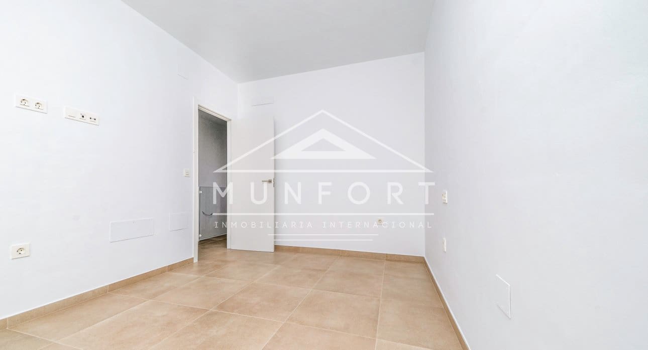 3 Zimmer Villa zu verkaufen in Pilar de la Horadada mit Pool - 265.000 € (Ref: 9450933)