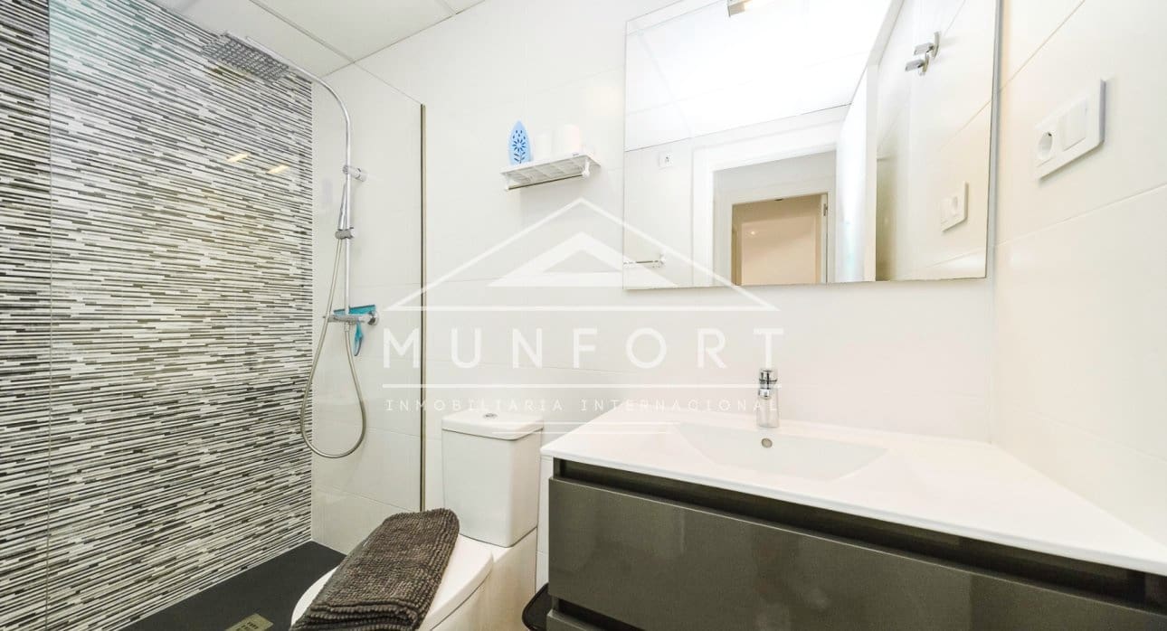 2 soveværelse Bungalow til salg i Lo Pagan med swimmingpool - € 239.900 (Ref: 9450934)