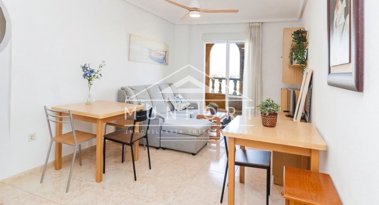 2 bedroom Apartment for sale in Torrevieja with pool - € 148,500 (Ref: 9450936)