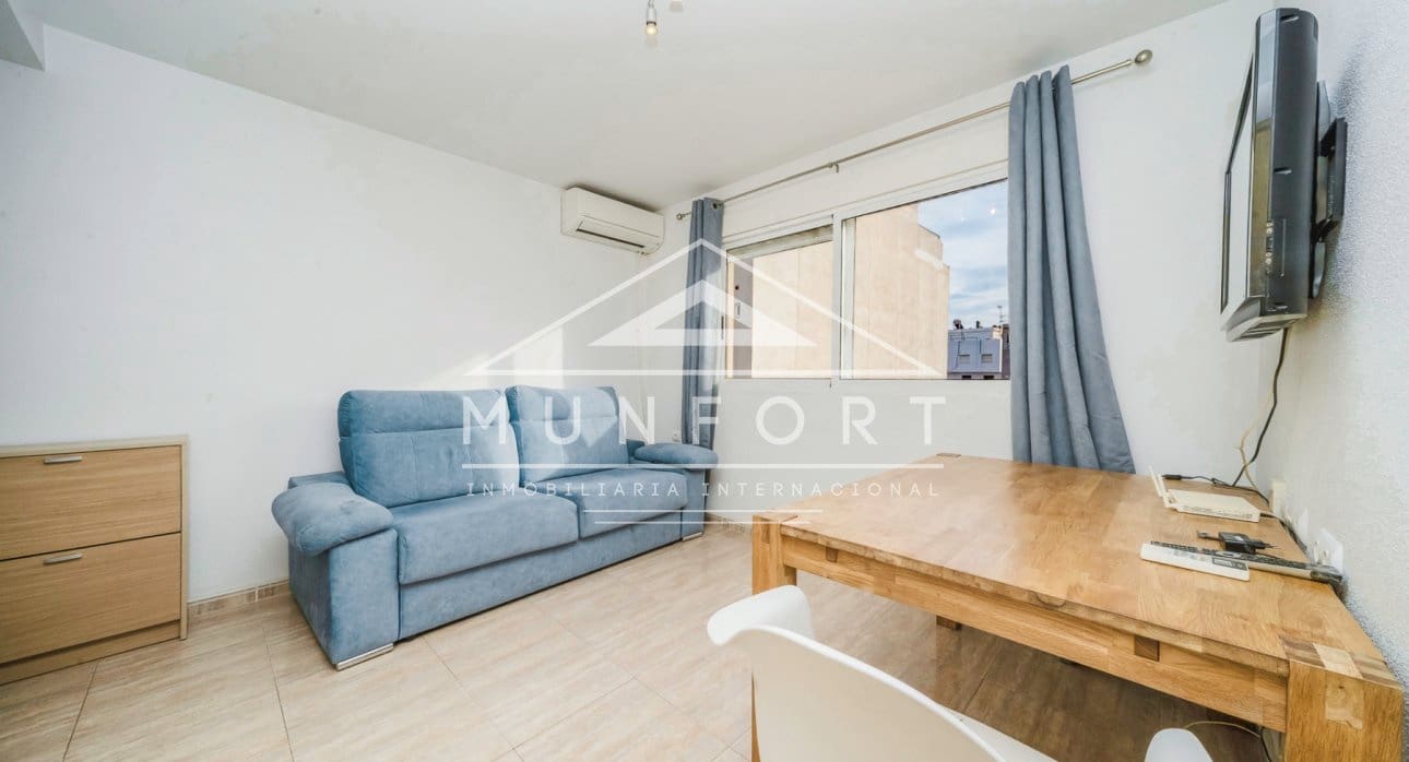 Apartamento de 1 habitación en Torrevieja en venta con piscina - 89.900 € (Ref: 9450937)