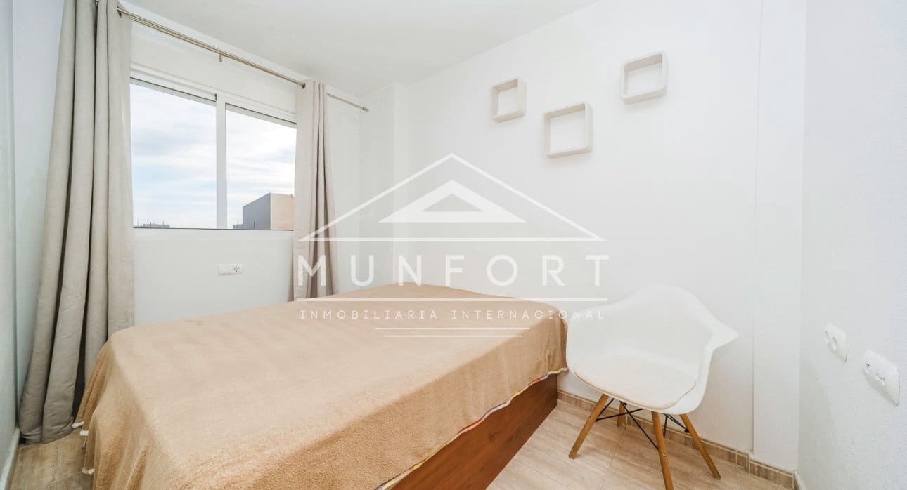 Apartamento de 1 habitación en Torrevieja en venta con piscina - 89.900 € (Ref: 9450937)