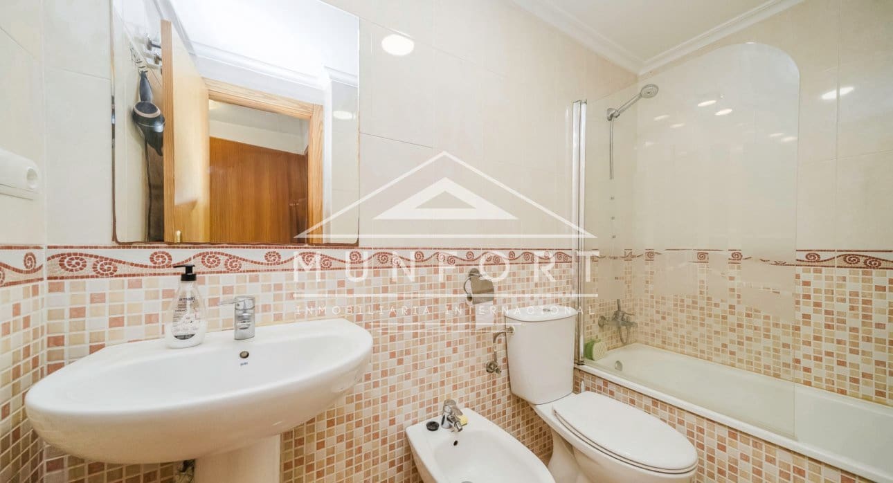 Apartamento de 1 habitación en Torrevieja en venta con piscina - 89.900 € (Ref: 9450937)