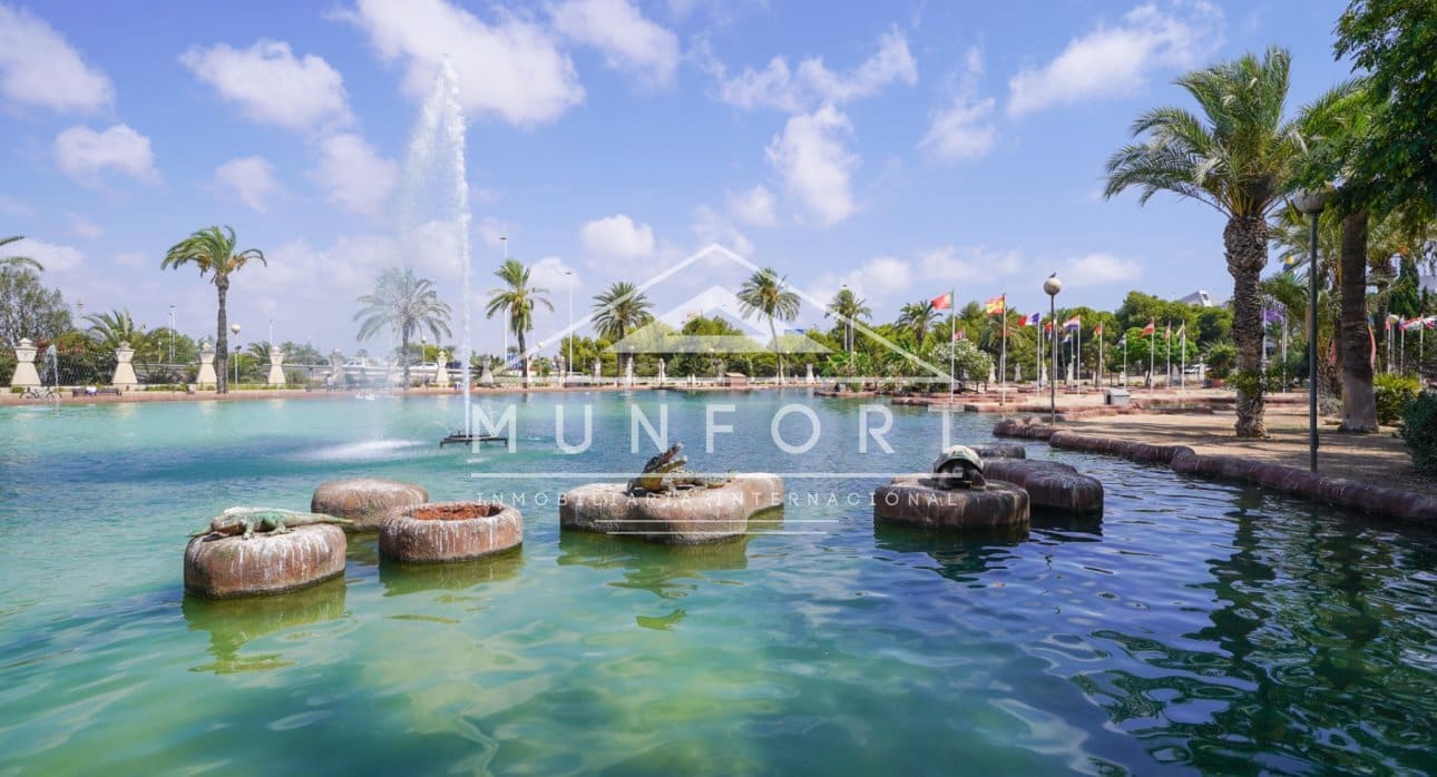 Apartamento de 1 habitación en Torrevieja en venta con piscina - 89.900 € (Ref: 9450937)