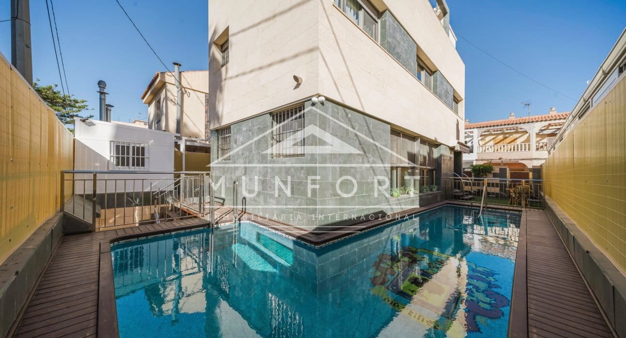 3 soveværelse Villa til salg i Lo Pagan med swimmingpool - € 398.000 (Ref: 9450941)