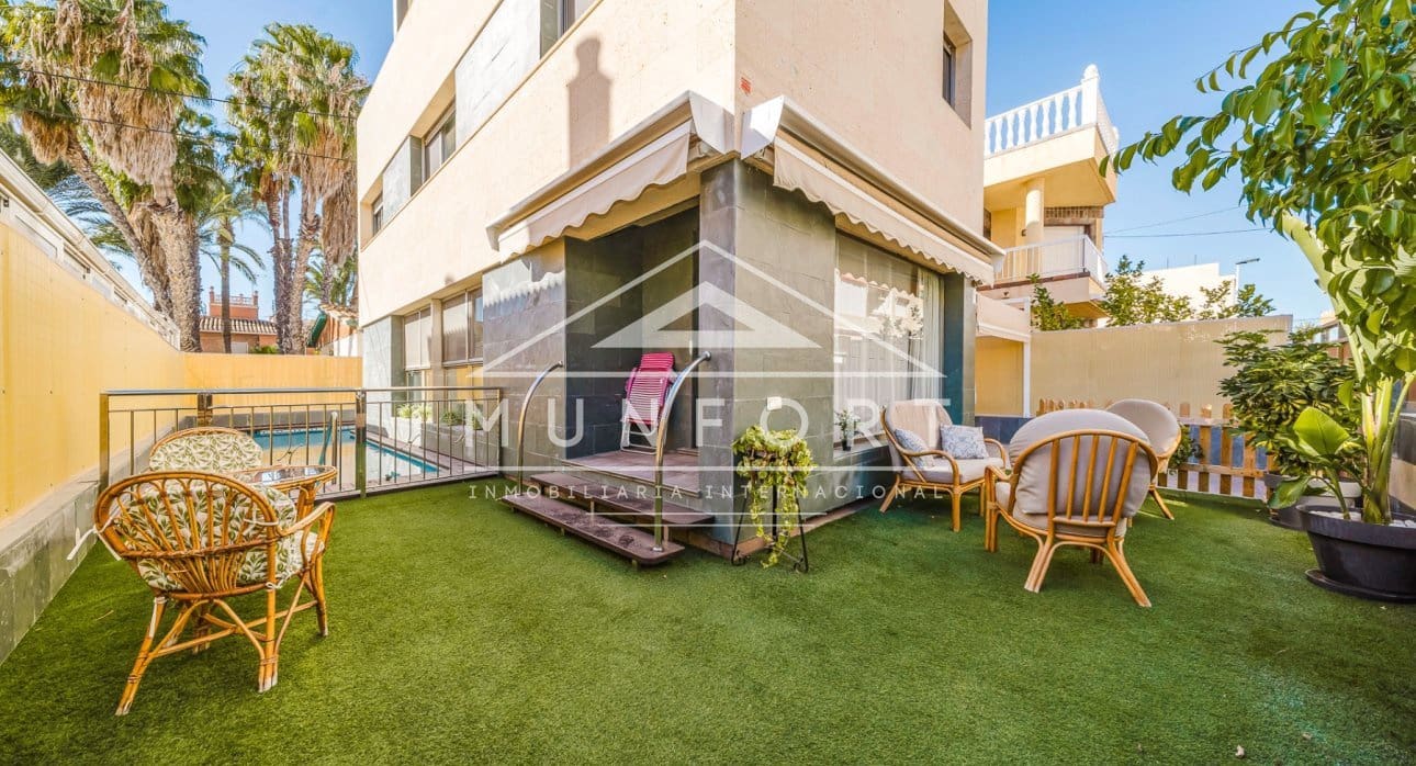 3 soveværelse Villa til salg i Lo Pagan med swimmingpool - € 398.000 (Ref: 9450941)