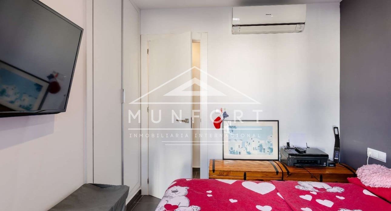 2 makuuhuone Huvila myytävänä paikassa Orihuela Costa mukana uima-altaan - 329 000 € (Ref: 9451410)