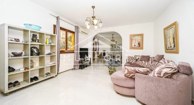 6 Zimmer Villa zu verkaufen in Villamartin, Orihuela mit Pool - 450.000 € (Ref: 9451519)