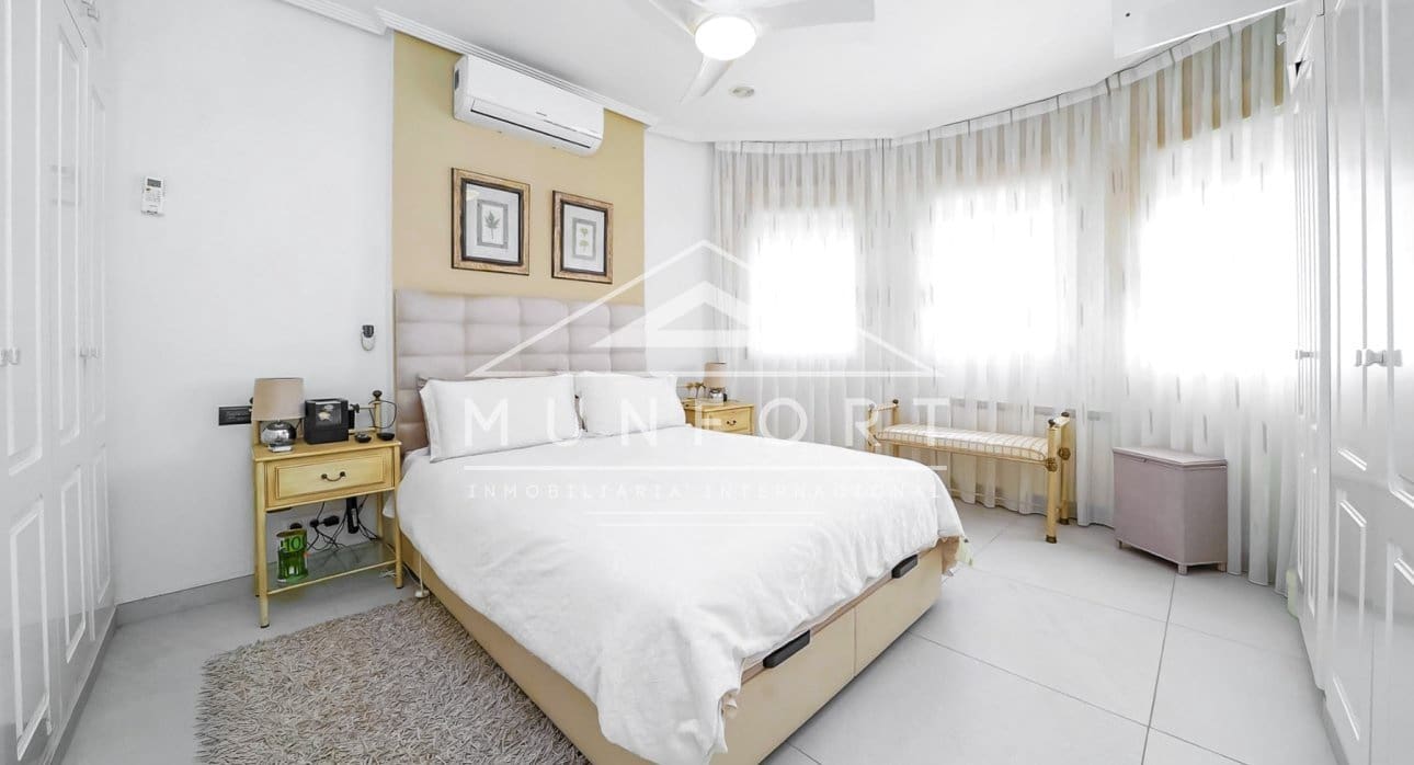 4 slaapkamer Villa te koop in Pinar de Campoverde met zwembad - € 494.900 (Ref: 9451644)