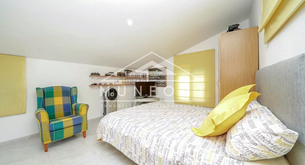 4 slaapkamer Villa te koop in Pinar de Campoverde met zwembad - € 494.900 (Ref: 9451644)