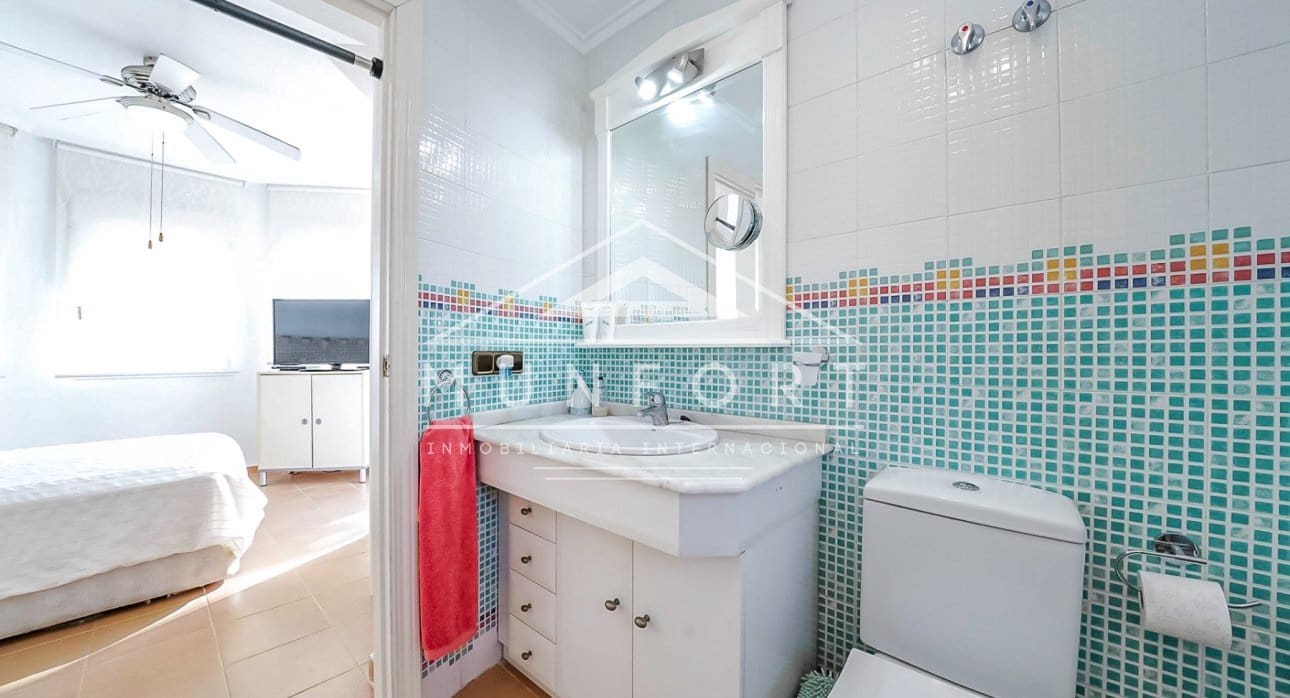 4 slaapkamer Villa te koop in Pinar de Campoverde met zwembad - € 494.900 (Ref: 9451644)