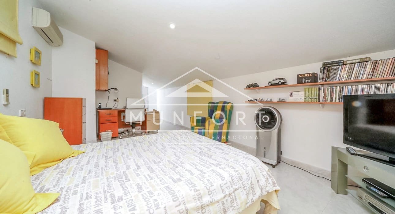 4 slaapkamer Villa te koop in Pinar de Campoverde met zwembad - € 494.900 (Ref: 9451644)