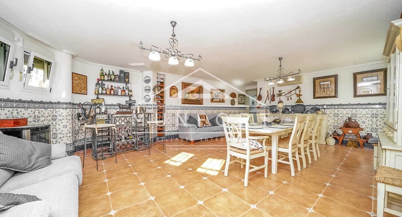 4 slaapkamer Villa te koop in Pinar de Campoverde met zwembad - € 494.900 (Ref: 9451644)