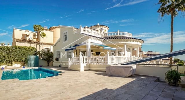 4 Zimmer Villa zu verkaufen in Pinar de Campoverde, Pilar de la Horadada mit Pool - 494.900 € (Ref: 9451644)