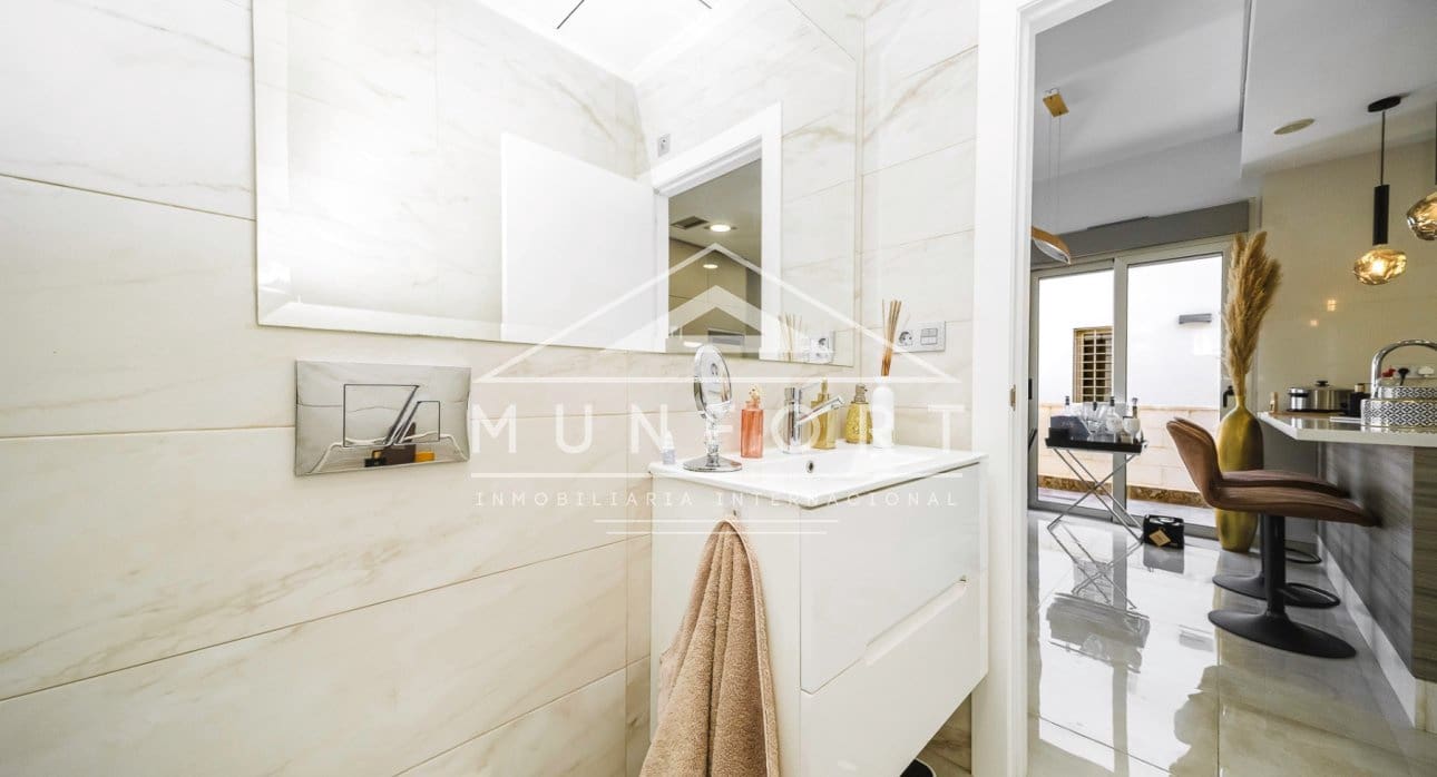 3 slaapkamer Villa te koop in Orihuela Costa met zwembad - € 369.900 (Ref: 9451647)