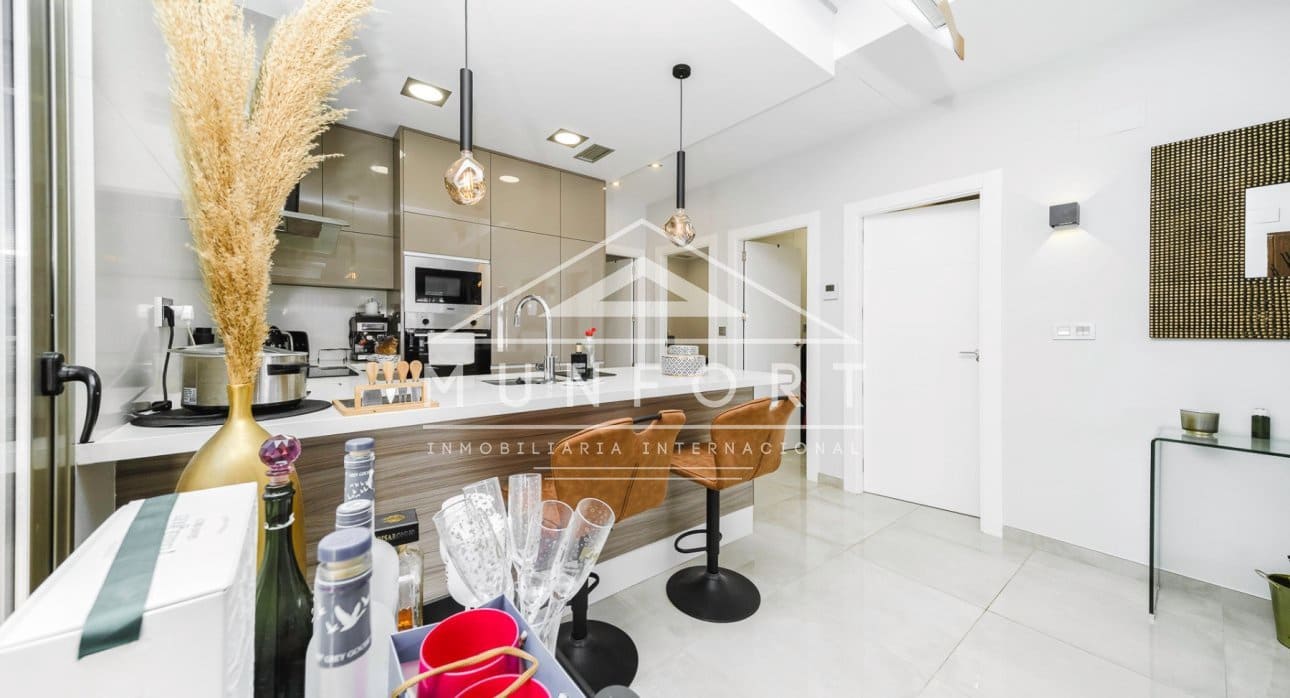 3 slaapkamer Villa te koop in Orihuela Costa met zwembad - € 369.900 (Ref: 9451647)