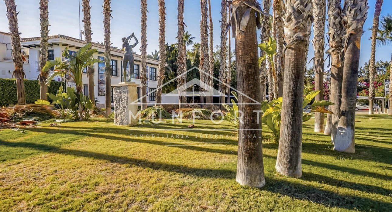 3 slaapkamer Villa te koop in Orihuela Costa met zwembad - € 369.900 (Ref: 9451647)