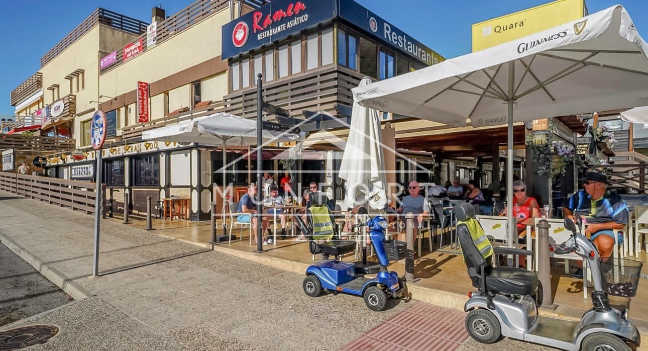 3 slaapkamer Villa te koop in Orihuela Costa met zwembad - € 369.900 (Ref: 9451647)