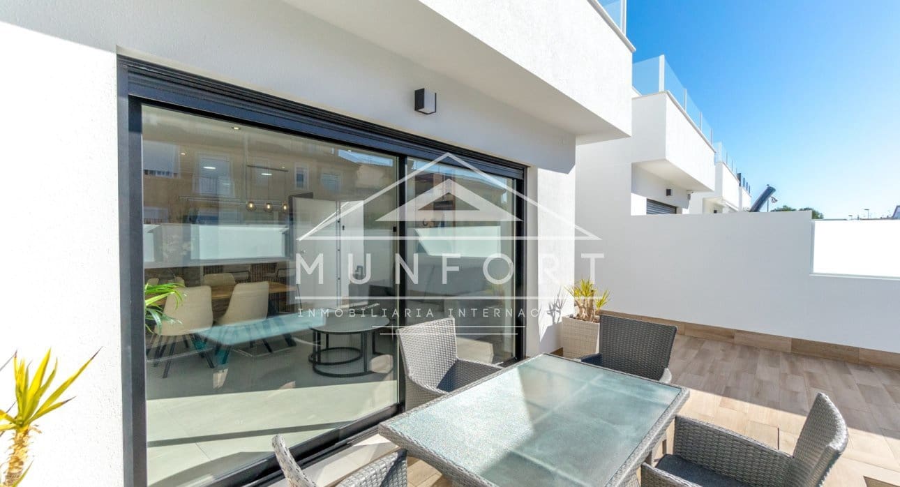 3 Zimmer Haus zu verkaufen in San Pedro del Pinatar mit Pool - 380.000 € (Ref: 9457845)