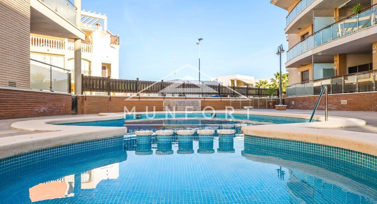 3 sypialnia Apartament na sprzedaż w Santiago de la Ribera z basenem - 179 900 € (Ref: 9459756)