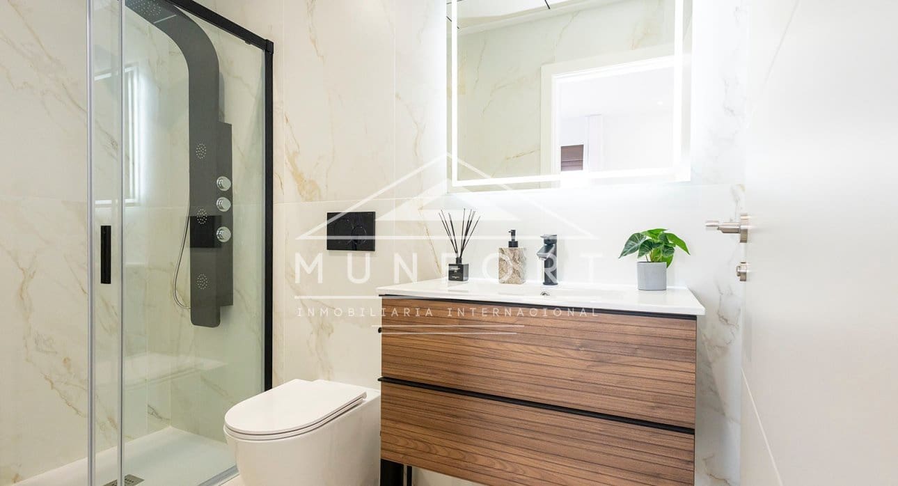 2 slaapkamer Huis te koop in Orihuela met zwembad - € 351.000 (Ref: 9465980)